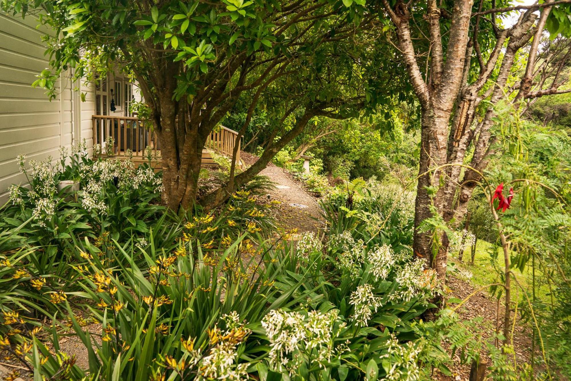 Birdsong Cottage Парапарауму Экстерьер фото